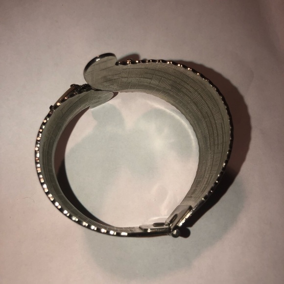 VTG Abalone Silver Tone Spring Hinged Cuff Western Etched Design 6” - Picture 4 of 6